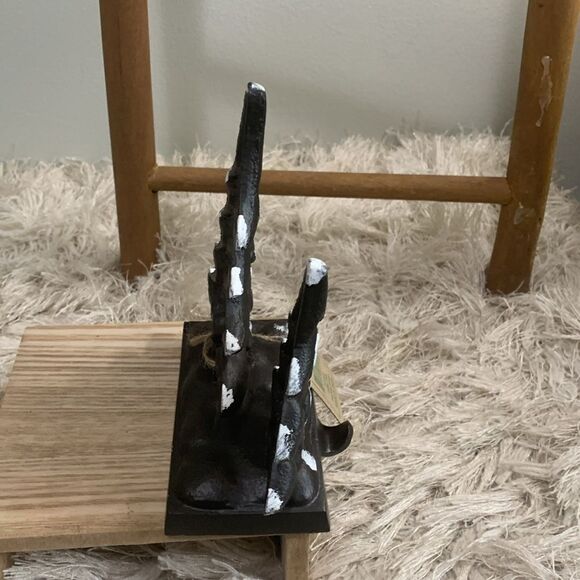 Park Designs Goldsboro, NC Cast Metal Glitter Trees Stocking Hanger - Picture 11 of 17